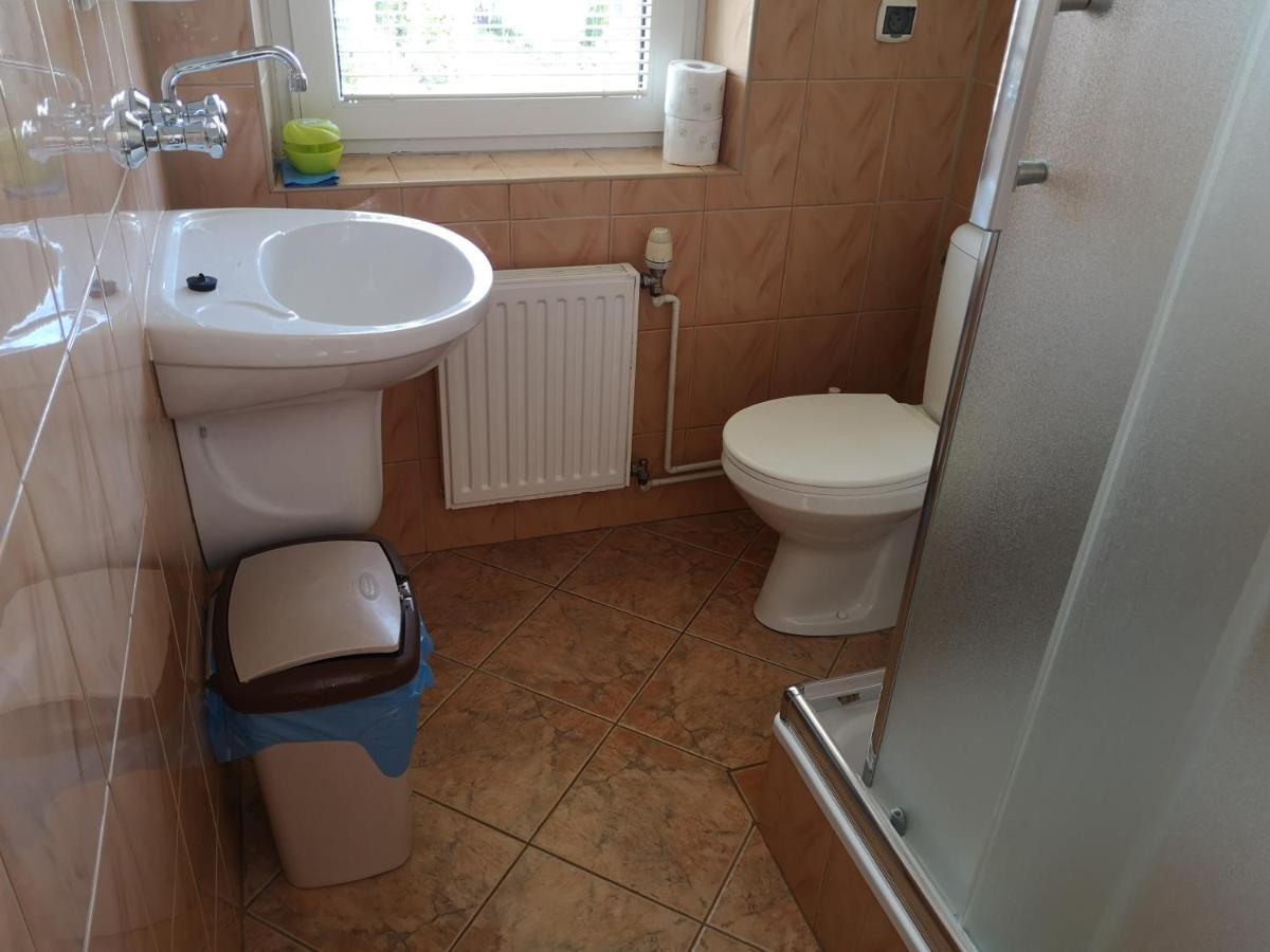 Władysławowo Pokoje Goscinne Laguna מראה חיצוני תמונה
